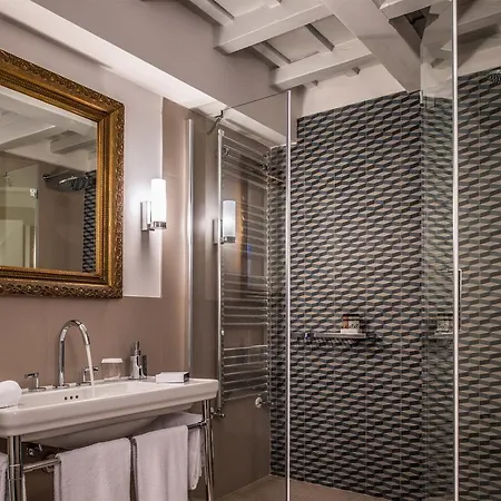 아파트 47luxurysuites - Trevi *